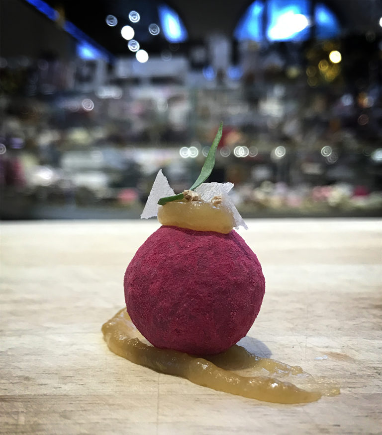 Läs mer om artikeln Praliner på levermousse av kyckling